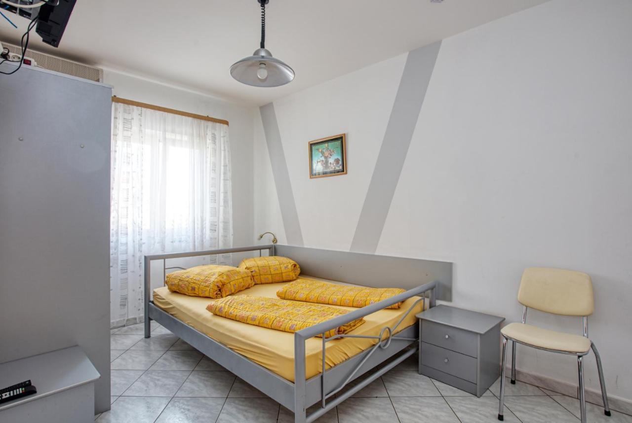 Apartments With A Parking Space Vodice - 6178 ภายนอก รูปภาพ