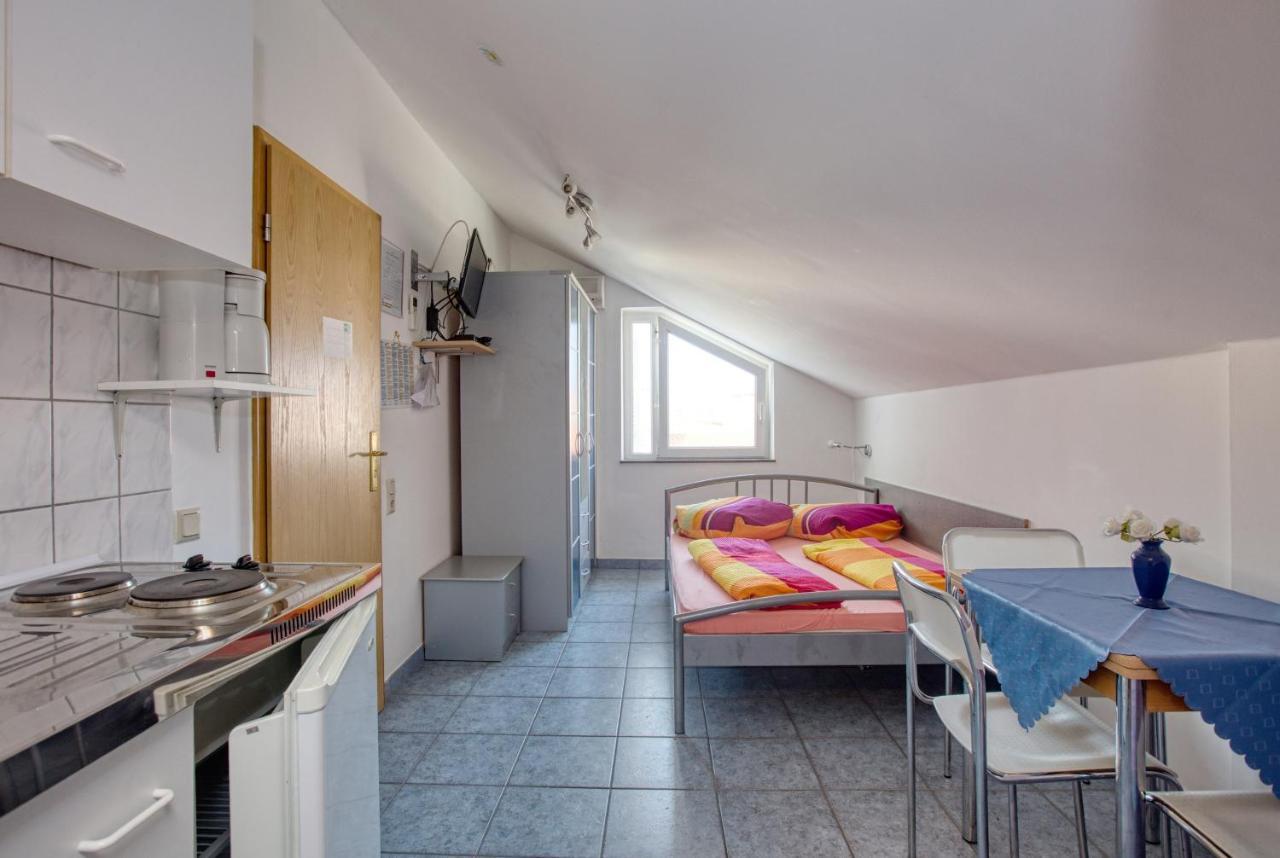 Apartments With A Parking Space Vodice - 6178 ภายนอก รูปภาพ