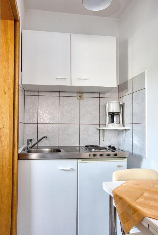 Apartments With A Parking Space Vodice - 6178 ภายนอก รูปภาพ